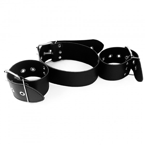 Нашийник з наручниками з натуральної шкіри Art of Sex-Bondage Collar with Handcuffs