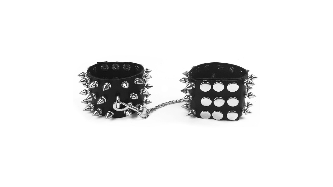 Наручники з шипами з натуральної шкіри Art of Sex - Rose Spiked Leather Handcuffs