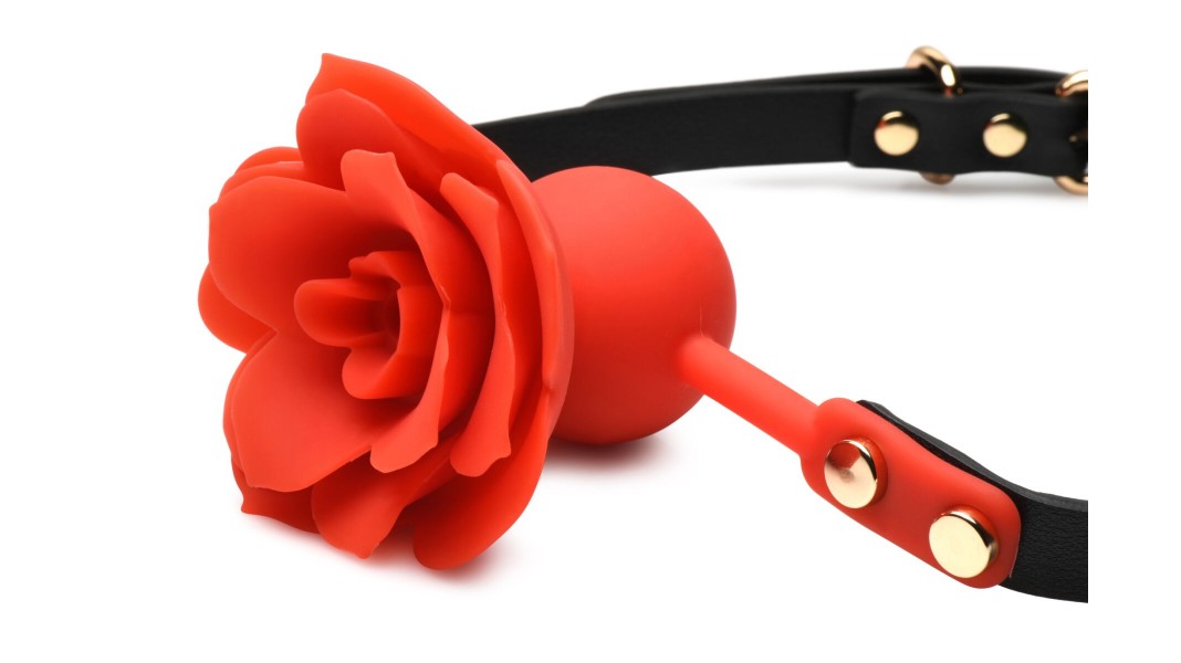 Силіконовий кляп з трояндою Master Series: Blossom Silicone Rose Gag, Червоний