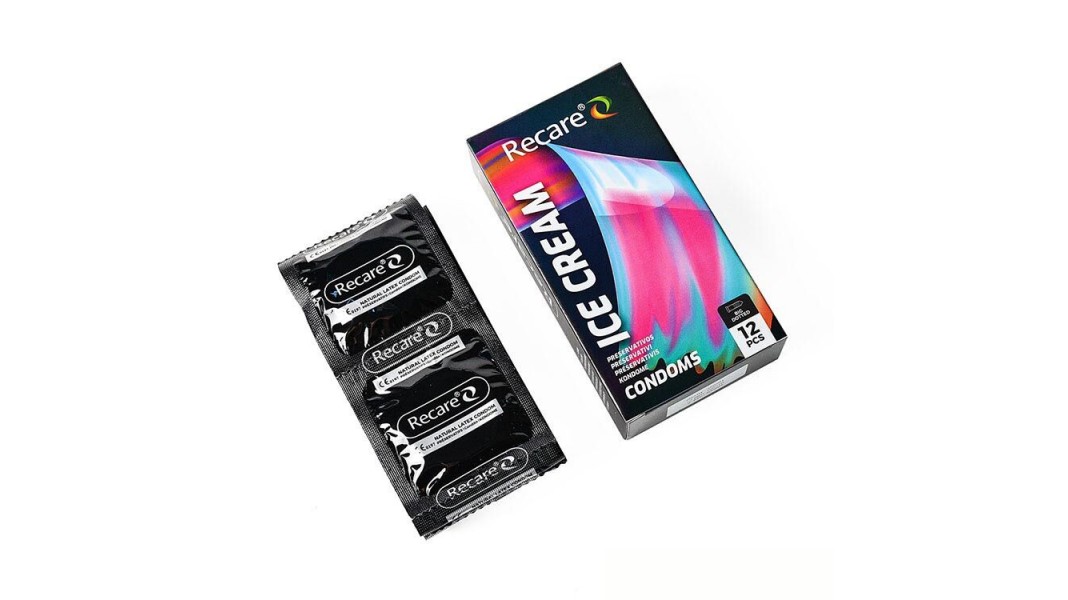 Презервативы с пупырышками Holographic Recare Ice Cream Big Dotted Condoms, 12 шт, мороженое